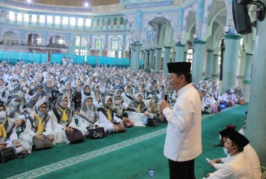 Ratusan CJH Ikut Manasik Akbar, Wawalkot Tangerang Beri Pesan Penting - GenPI.co BANTEN