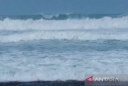 Waspada Gelombang 6 Meter di Perairan Selatan Pulau Jawa - GenPI.co BANTEN