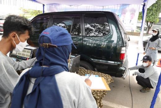 Begini Nasib Kendaraan yang Tak Lulus Uji Emisi Gratis di DLH - GenPI.co BANTEN