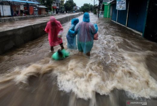 Tangani Masalah Banjir, Pemkot Tangerang Selatan Lakukan Hal Ini - GenPI.co BANTEN
