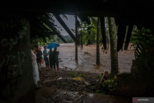 Dampak Banjir dan Longsor di Lebak, Ratusan Rumah Warga Rusak - GenPI.co BANTEN