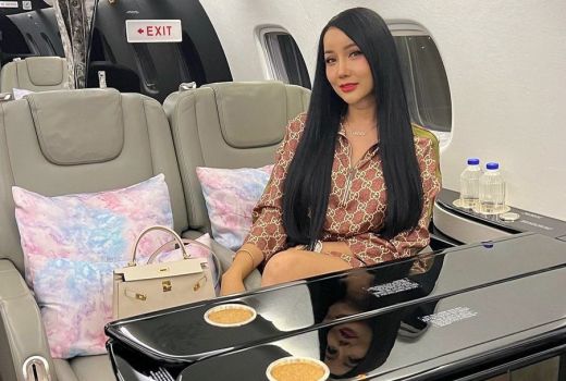 Sambil Meneteskan Air Mata, Lucinta Luna Beber Penyesalan Terbesarnya - GenPI.co BANTEN