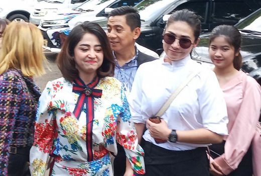 Laporkan Fans Lesti-Billar ke Polisi, Dewi Perssik: Saya Tak Terima - GenPI.co BANTEN