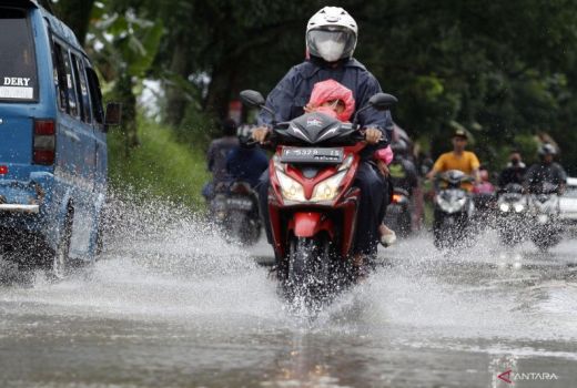 BMKG Beri Peringatan 2 Wilayah Banten, Warga Harap Waspada - GenPI.co BANTEN