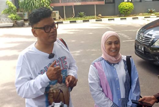 Datangi Polda Metro Jaya, Uya Kuya Lanjutkan Laporan Terhadap Medina Zein - GenPI.co BANTEN