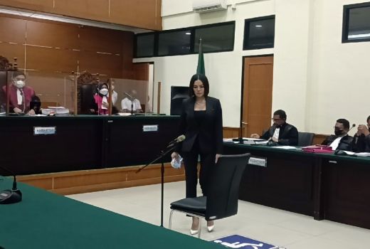 Mau Lihat Kinerja Polisi Serang, Nikita Mirzani Minta Dito Mahendra Dijemput - GenPI.co BANTEN