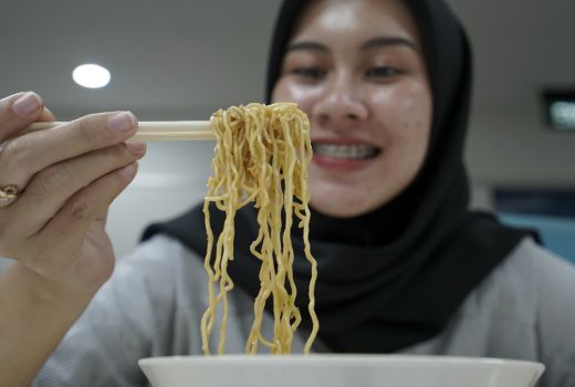Ketagihan Makan Mi Instan? Coba Hentikan dengan 3 Cara Ini - GenPI.co BANTEN