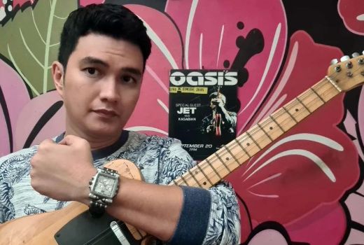 Aldi Taher Bantu Biaya Pengobatan Indra Bekti Usai Lelang Gitar Rp 10 Juta - GenPI.co BANTEN