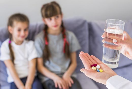 3 Daftar Multivitamin Anak yang Ampuh Jaga Kesehatan Si Kecil' - GenPI.co BANTEN