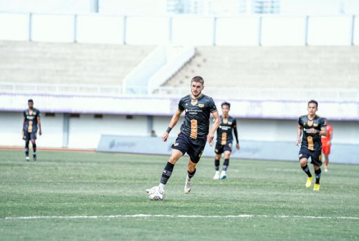 Sukses Kalahkan Borneo FC, Majed Osman Beber Motivasi Skuad Dewa United - GenPI.co BANTEN