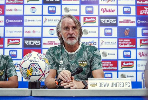 Jan Olde Riekerink Minta Dewa United Waspadai Lini Depan PSIS - GenPI.co BANTEN