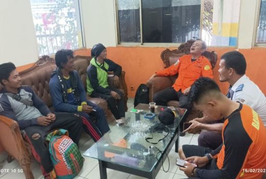 Diterjang Badai, 3 Nelayan Pandeglang Terdampar di Pulau Sangiang - GenPI.co BANTEN
