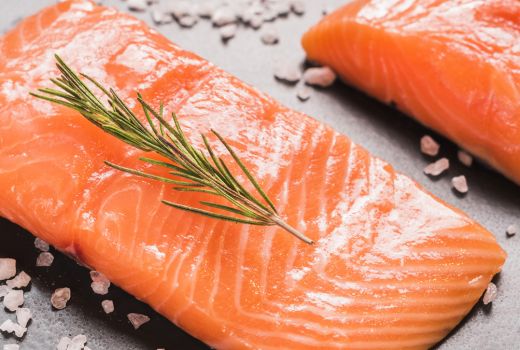 Ikan Salmon Ternyata Punya Manfaat untuk Kulit, Ini Buktinya - GenPI.co BANTEN