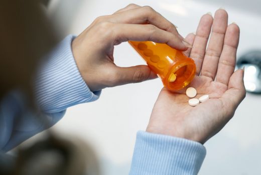 Daftar 5 Produk Vitamin D Untuk Jaga Kesehatan Tulang - GenPI.co BANTEN