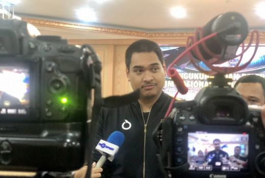 Suporter di Liga 1 Rusuh Lagi, Begini Respons Menpora Dito - GenPI.co BANTEN