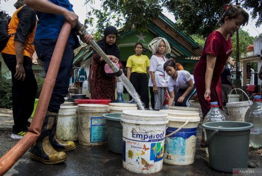 Disperkimtan Kota Tangerang Bangun Sambungan Air Bersih - GenPI.co BANTEN