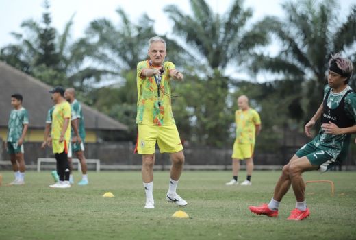 Marian Mihail: PSS Siap Hadapi Dewa United di Tangerang - GenPI.co BANTEN