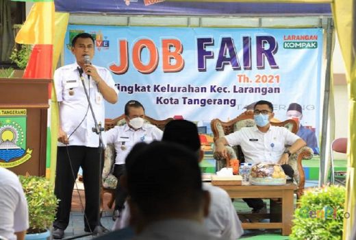8 Kelurahan di Kecamatan Larangan Selenggarakan Job Fair Serentak - GenPI.co BANTEN