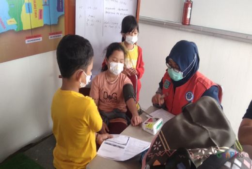 Polsek Pamulang Buka Gerai Vaksin di Pos Pengamanan Nataru - GenPI.co BANTEN