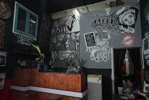 Ngopi Asik di Cafe Tasawuf Underground, Murahnya Ngawur Banget - GenPI.co BANTEN
