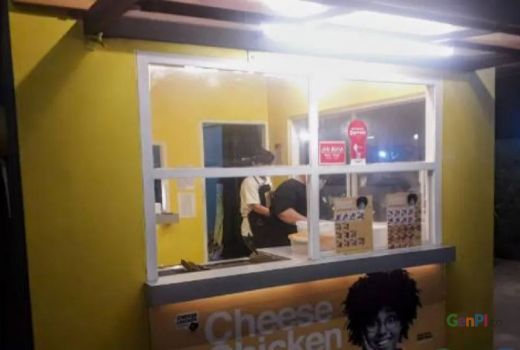 Kedai Cheese Chiken Tangsel, Tempat Ayam Lezat Dijual Murah Meriah - GenPI.co BANTEN