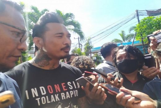 Jerinx SID Diperiksa Polda Bali  - GenPI.co