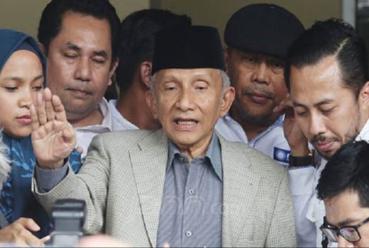 Amien Rais Lihat Jokowi Kasihan, Tapi Pengin Ketawa - GenPI.co