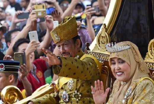 Abaikan Virus Corona, Sultan Hassanal Bolkiah Gelar Pesta Rakyat - GenPI.co