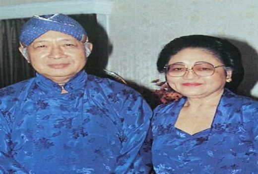 Soeharto, Habibie, Gus Dur, Megawati dan SBY Membudayakan Batik - GenPI.co