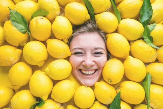 Para Istri: Seduh Madu dan Lemon untuk Suami, Dijamin Makin Cinta - GenPI.co