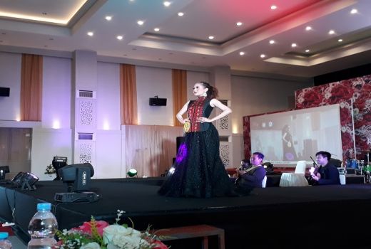 Meriahnya Karawo Fashion Contest - GenPI.co