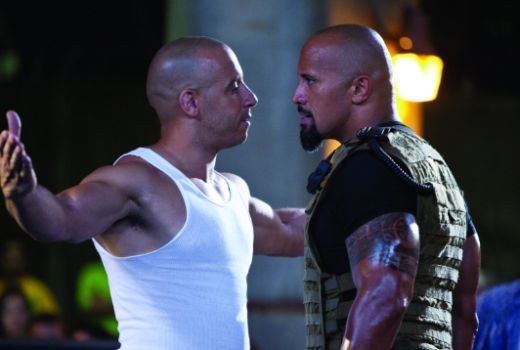 Dwayne Johnson - Vin Diesel Rujuk, Hobbs Balik ke Fast & Furious - GenPI.co