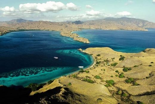 Memandangi dan Menikmati Sempurnanya Gili Laba di Labuan Bajo - GenPI.co