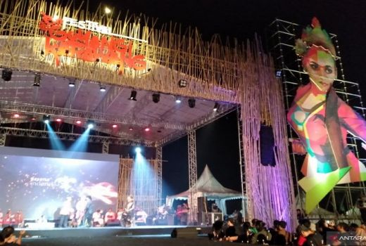 Ada Festival Goyang Kerawang, Tarik Mang - GenPI.co