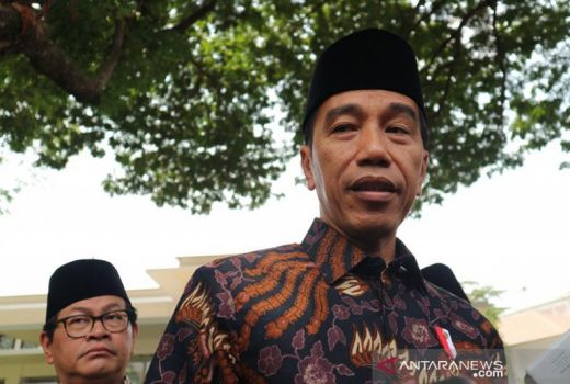 Jokowi Batal Bertemu Mahasiswa, BEM SI Tolak Bertemu Presiden? - GenPI.co