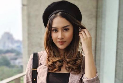 Namanya Dicatut, Anya Geraldine: Tak Mengapa Asal Demonya Damai - GenPI.co