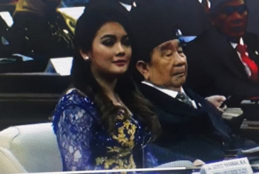Anggota Termuda dan Tertua Pimpinan Sementara DPR, Ini Sosoknya - GenPI.co