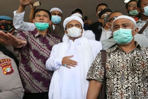 Hakim Tolak Mentah-mentah Permintaan Kuasa Hukum Rizieq di Sidang - GenPI.co
