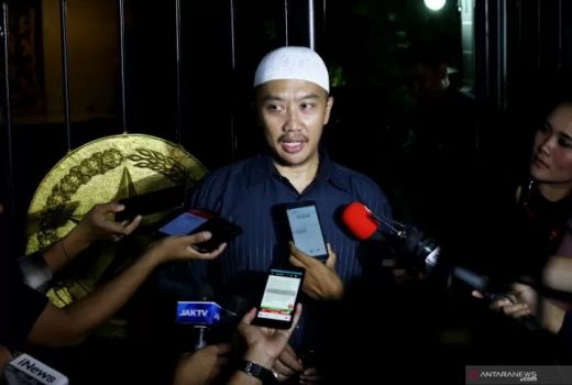 Ditetapkan KPK Tersangka Korupsi, Imam Nahrawi Lapor Jokowi - GenPI.co