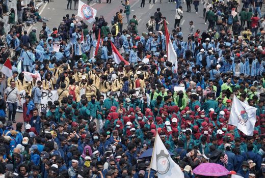 Pakar: Literasi Komunikasi dan Media Minim, Hoaks Mudah Menyebar - GenPI.co