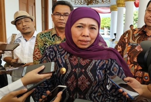 Kata Gubernur Jatim Khofifah Indar Parawansa Soal Wiranto Ditusuk - GenPI.co