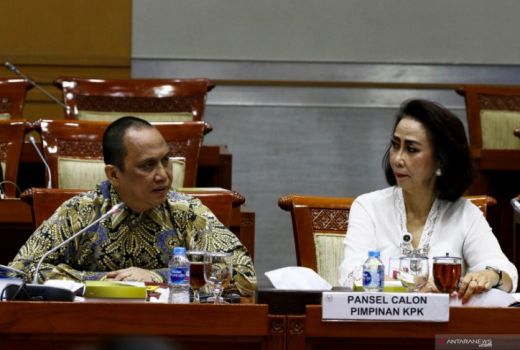 Presiden Diharapkan Menahan Diri untuk Menerbitkan Perppu KPK - GenPI.co