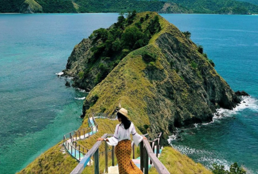Pulau Dua di Sulawesi Tengah Punya Keindahan yang Menyaingi Padar - GenPI.co