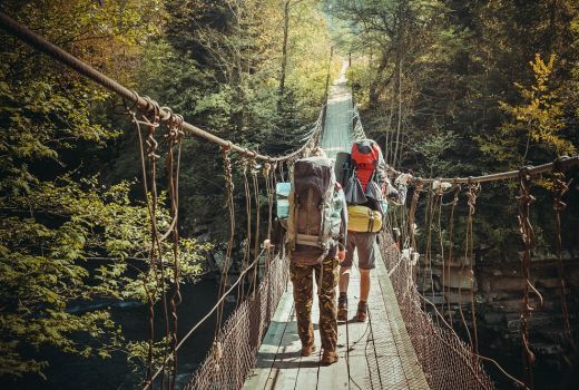 Traveling  Menyenangkan Tanpa Over Budget, Begini Caranya - GenPI.co