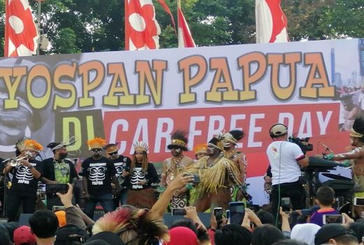 Warga Papua Gelar Musik dan Tarian Yospan di CFD - GenPI.co