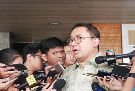 Fadli Zon Julid Soal Mobil Esemka - GenPI.co