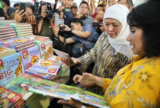 Buka BBW 2019, Khofifah: Minat Baca Masyarakat Jatim Masih Rendah - GenPI.co