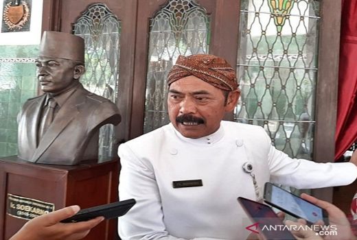 Soal Calon Wali Kota Solo, FX Hadi Rudyatmo dan Gibran Memanas - GenPI.co