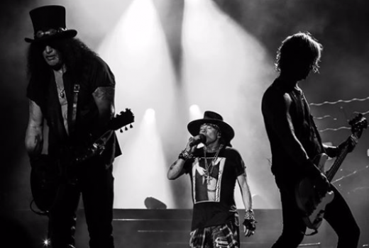 Fakta November Rain, Lagu Rock Paling Galau Plus Bikin Baper - GenPI.co