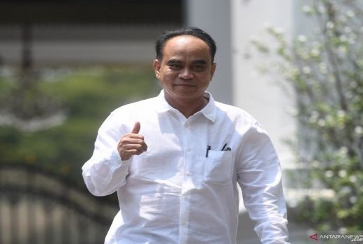 Cie... Cie... Budi Arie Setiadi Mulai Sayang dengan Pak Prabowo - GenPI.co